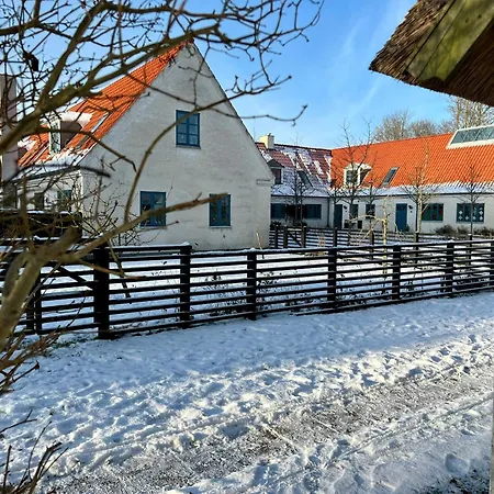 Holiday home Historisk Gardstemning I Tisvildeleje